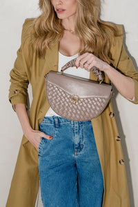 Pré-venda - envios a partir de 21/08 - Bolsa Catarina Fendi