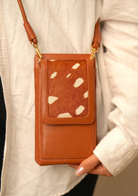 Bolsa Maria Lúcia - Couro Caramelo e Pelo Bambi