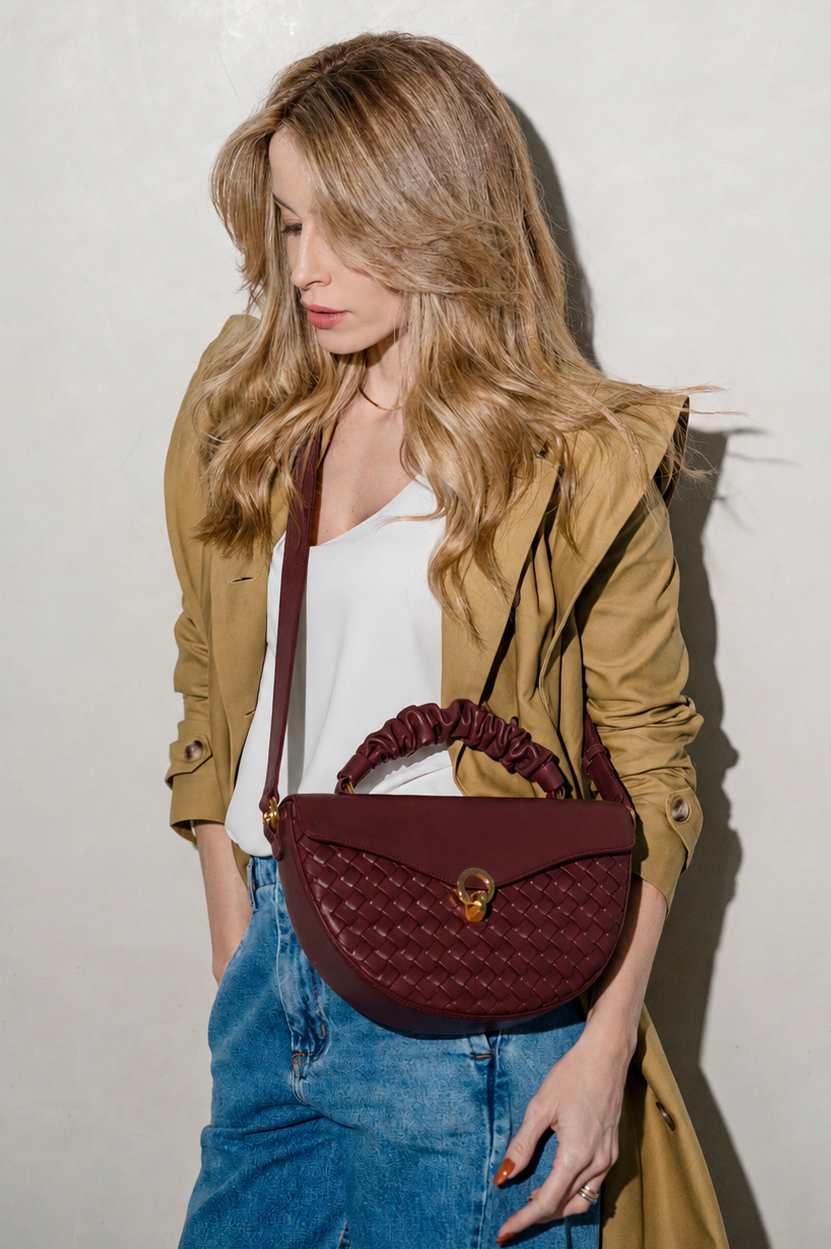 Pré-venda - envios a partir de 21/08 - Bolsa Catarina Bordô