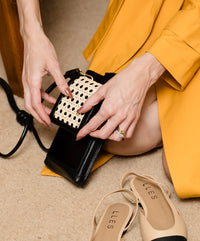 Bolsa Maria Lúcia Couro Preto Intenso com Palha Italiana